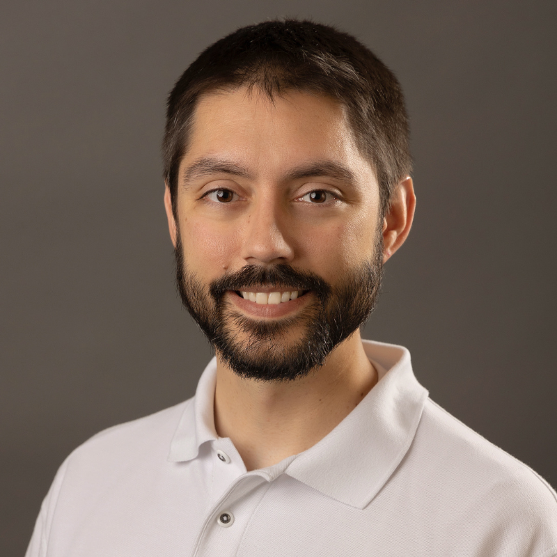 2025 LinkedIn Headshot